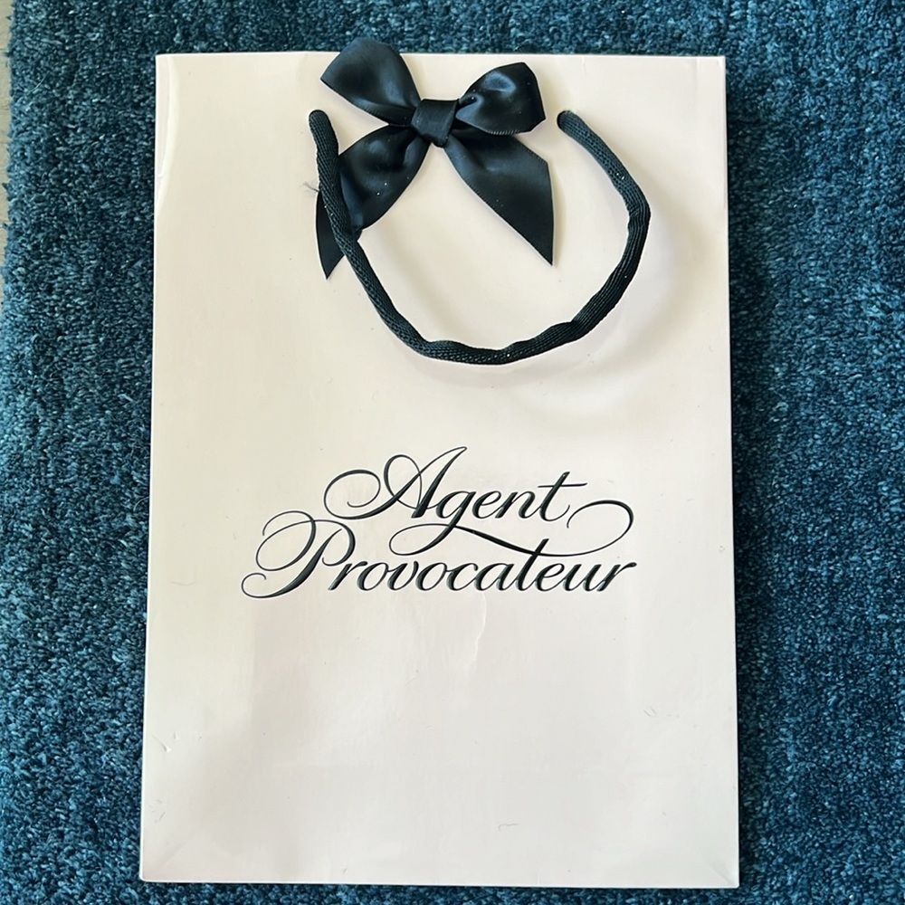 Agent Provacateur shopping bag with bow